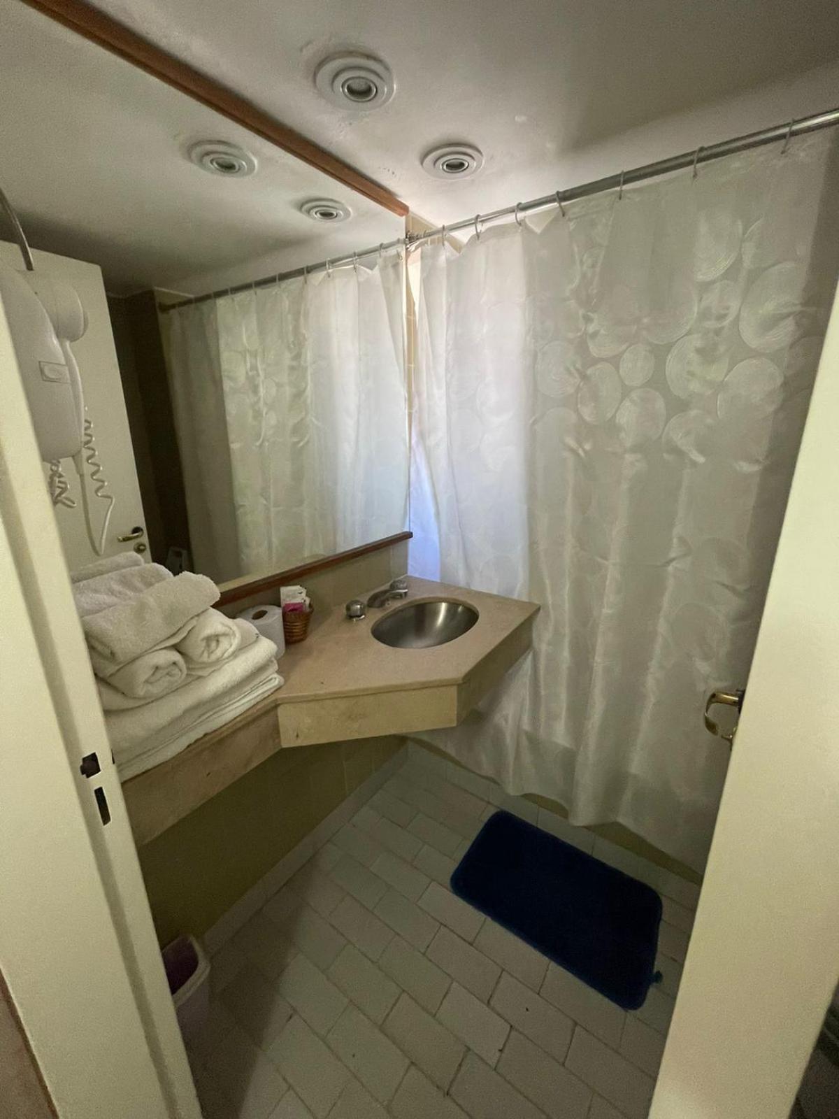 Obelisco Y Tango Apartment Buenos Aires Bagian luar foto